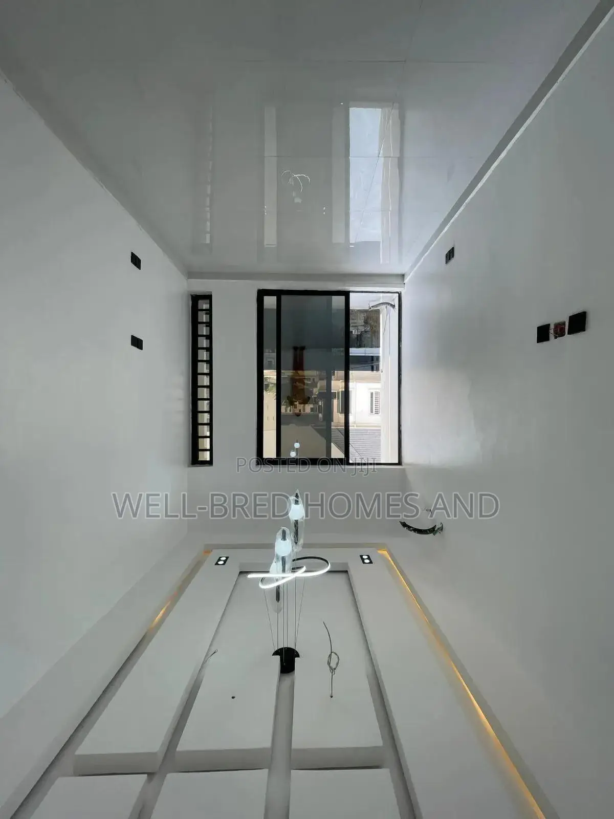 4bdrm Duplex In Lekki For Sale in Lekki