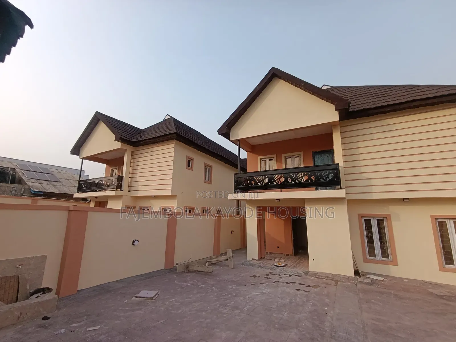5bdrm Duplex in Akala Estate, Akobo for sale in Akobo