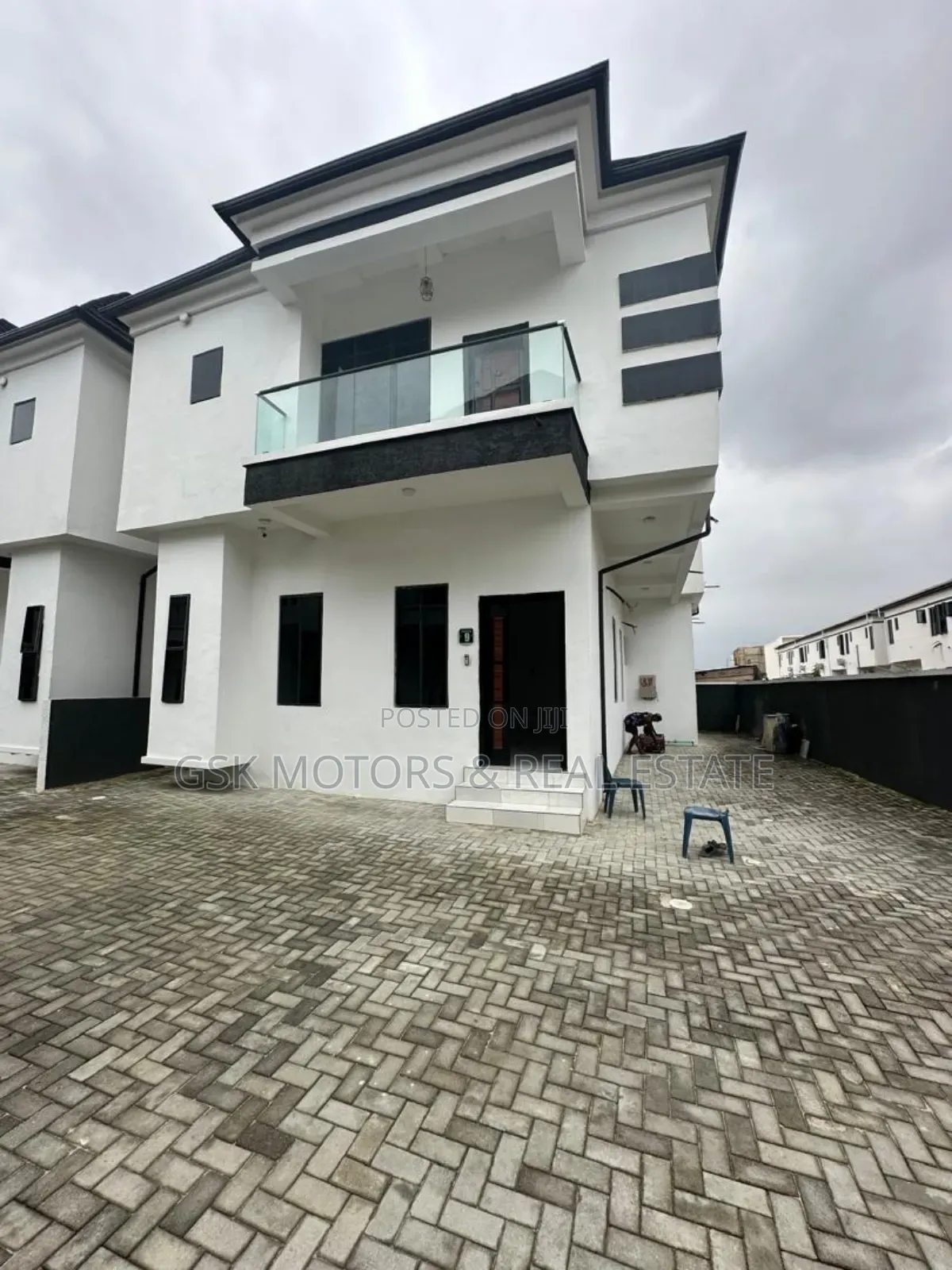 4bdrm Duplex In Ikota Gra, Lekki For Sale in Ikota