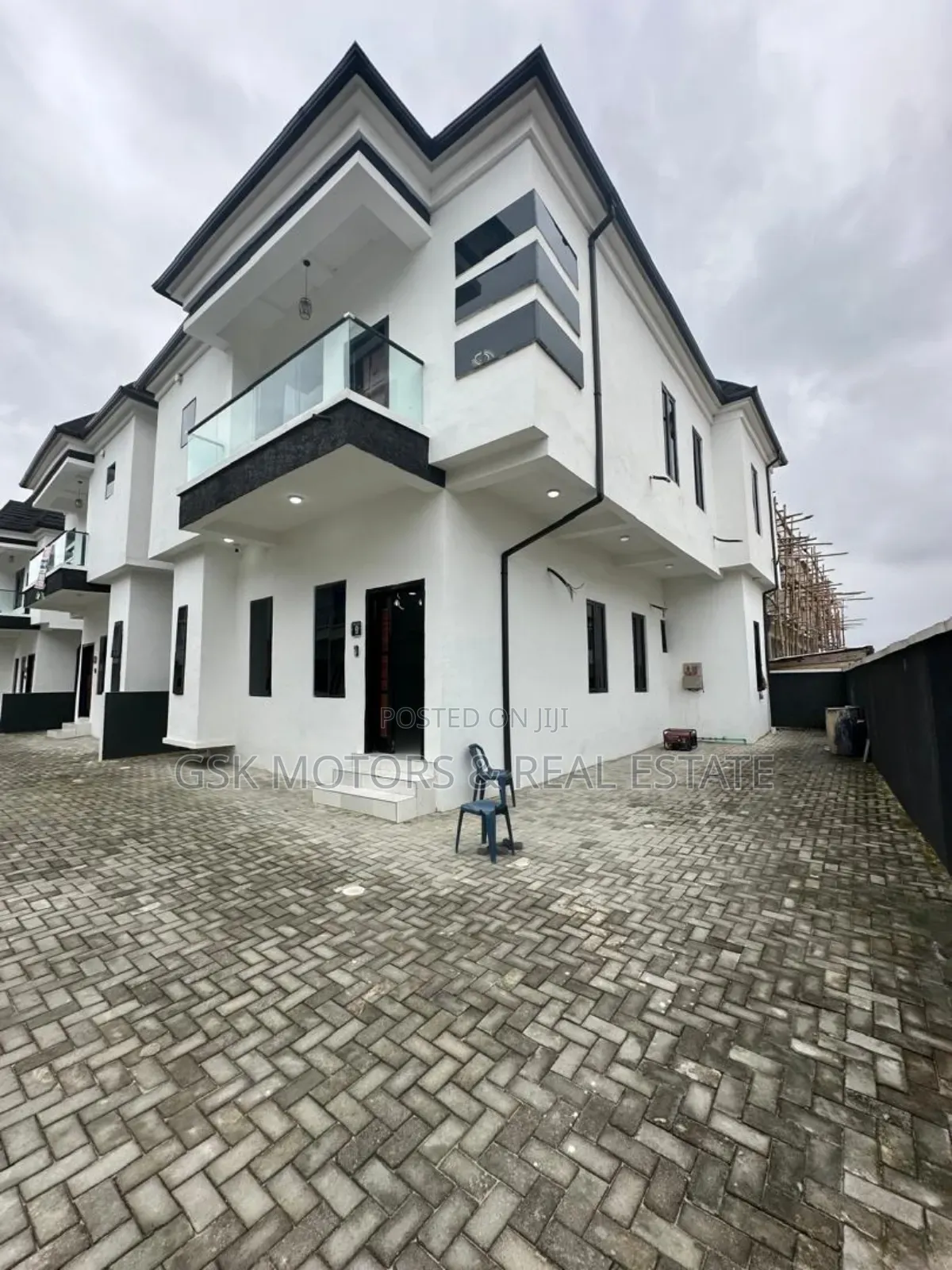 4bdrm Duplex In Ikota Gra, Lekki For Sale in Ikota