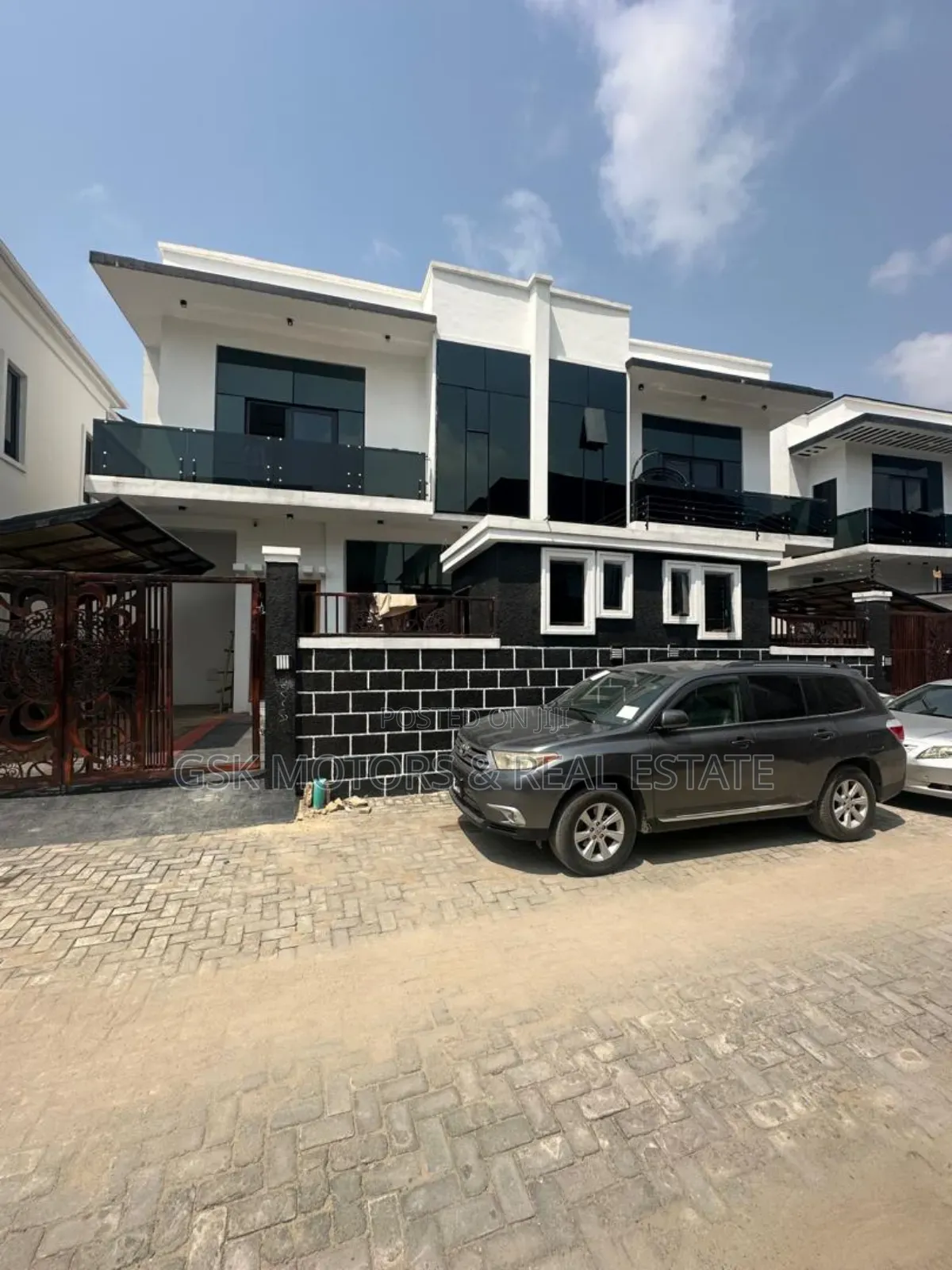 4bdrm Duplex in Ikota, Gra, Lekki for sale in Ikota