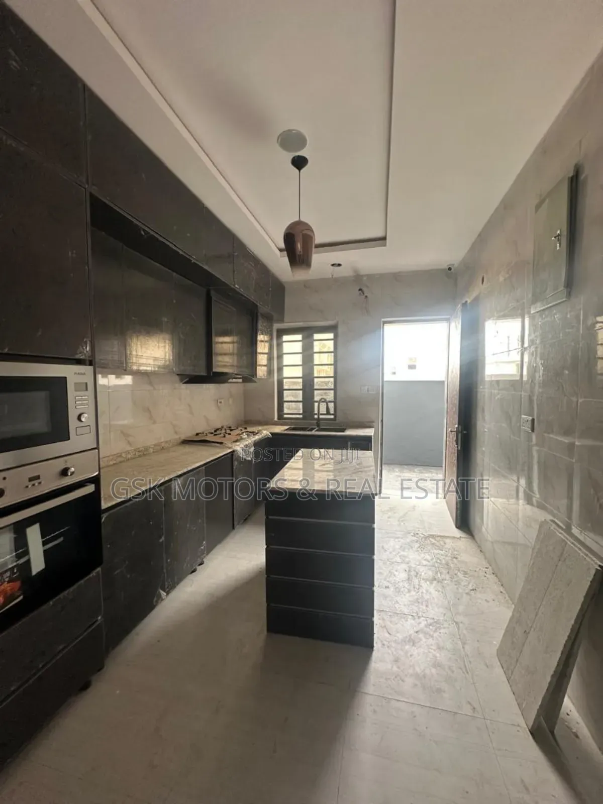 4bdrm Duplex In Ikota Gra Lekki For Sale in Ikota