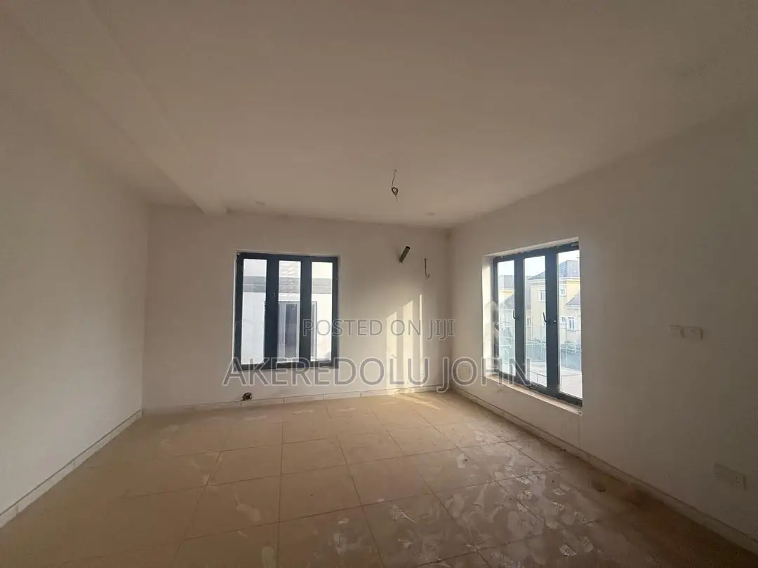 4bdrm Duplex in Kado for sale in Kado