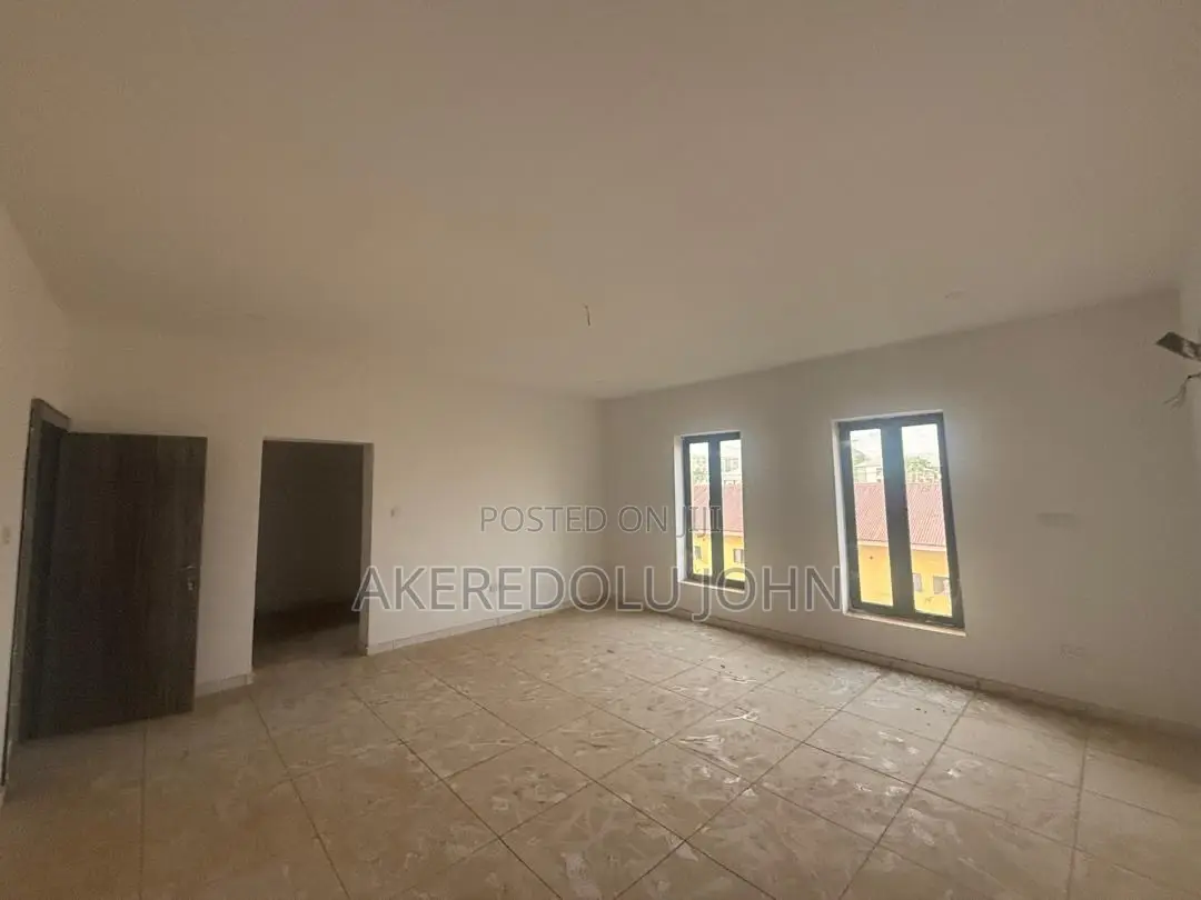 4bdrm Duplex in Kado for sale in Kado