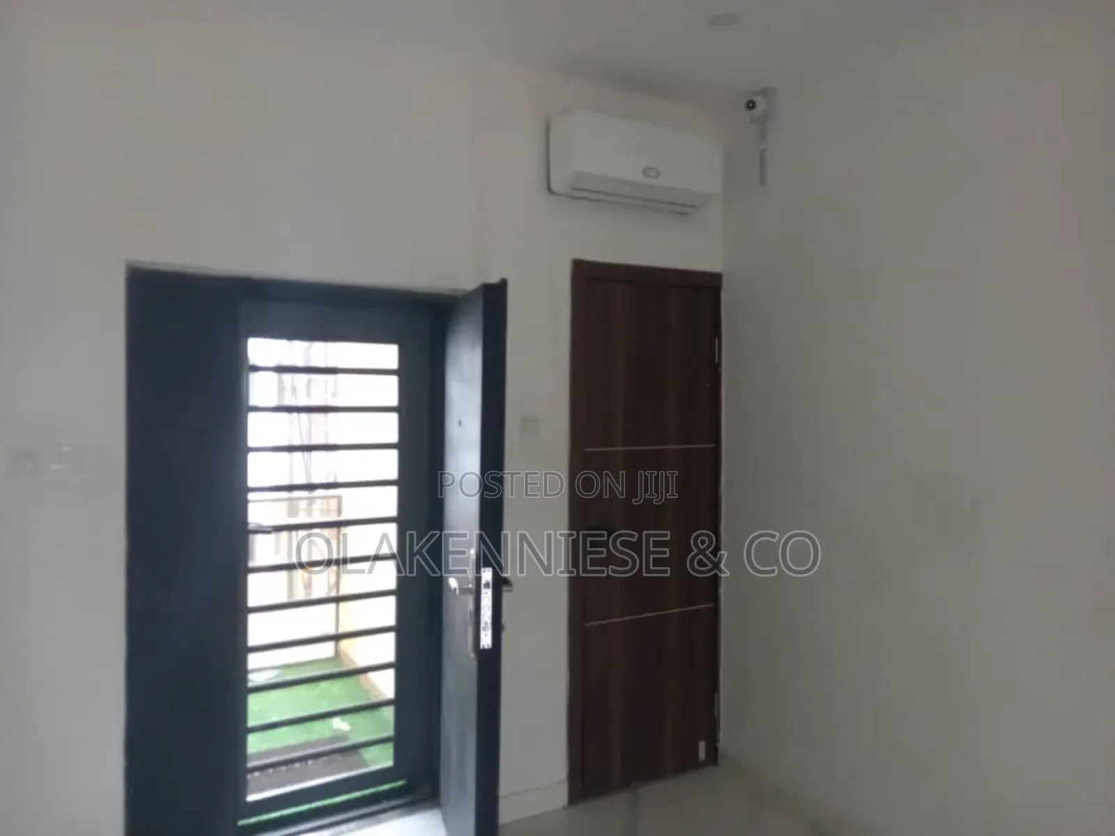 2bdrm Block of Flats in Alaka Estate for sale in Alaka Estate