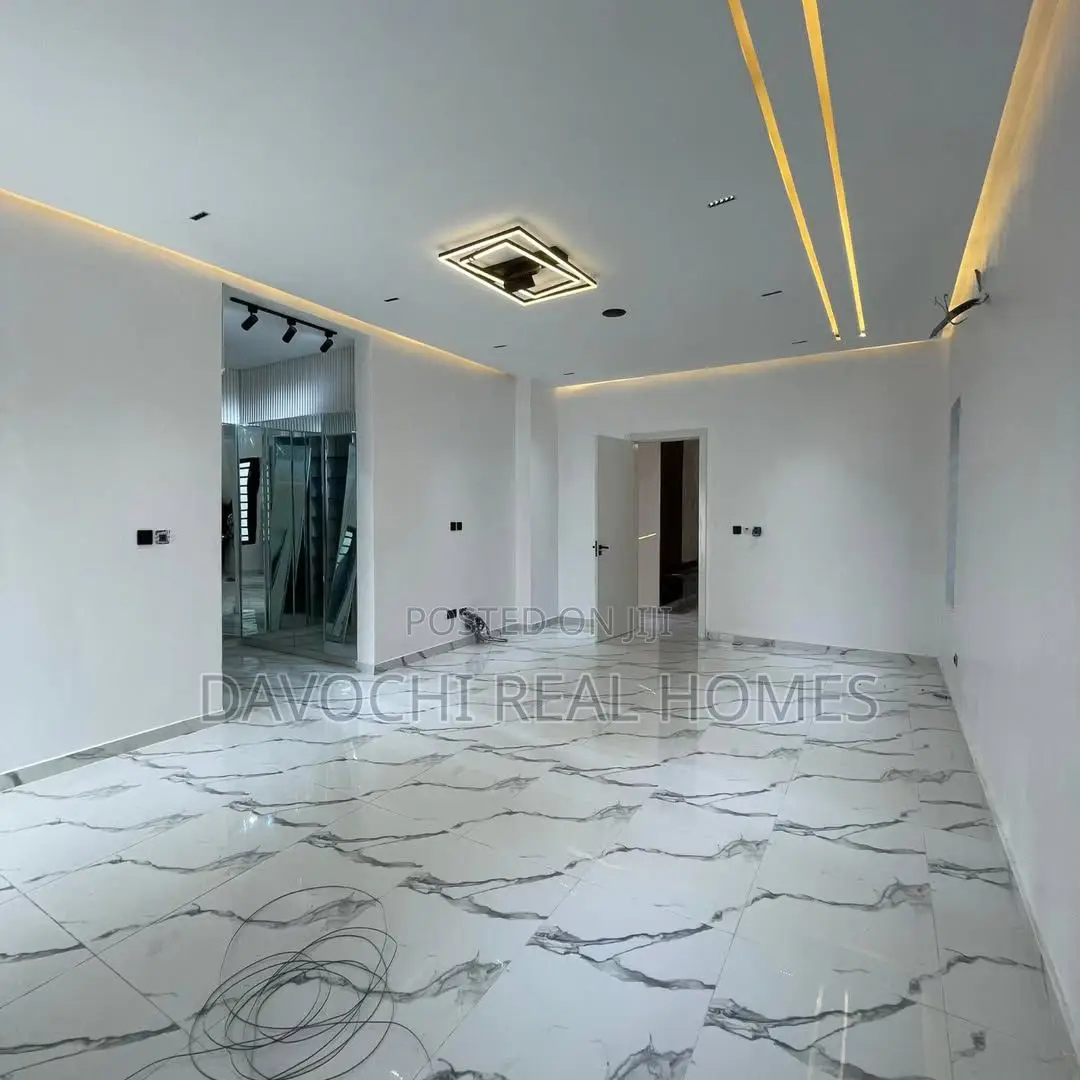 5bdrm Duplex in 2Nd Toll Gate, Lekki for rent in Lekki Phase 1