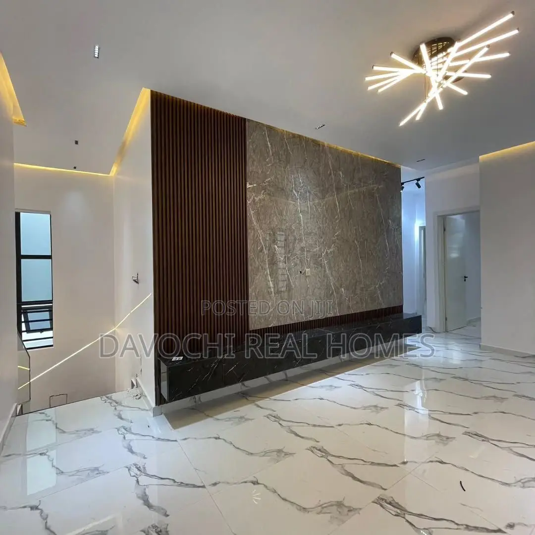 5bdrm Duplex in 2Nd Toll Gate, Lekki for rent in Lekki Phase 1