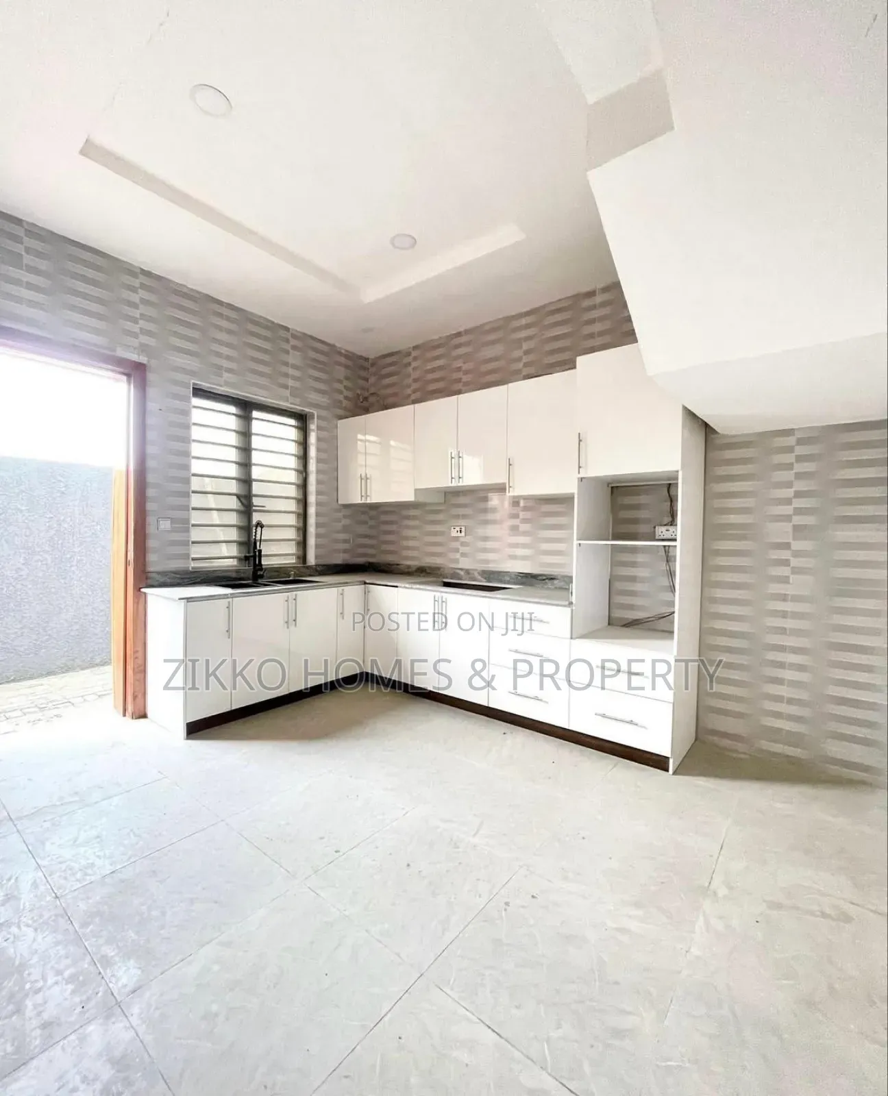 4bdrm Townhouse/Terrace in Ikota, Lekki for sale in Lekki