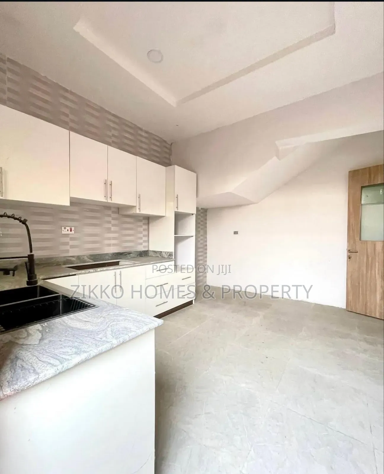 4bdrm Townhouse/Terrace in Ikota, Lekki for sale in Lekki