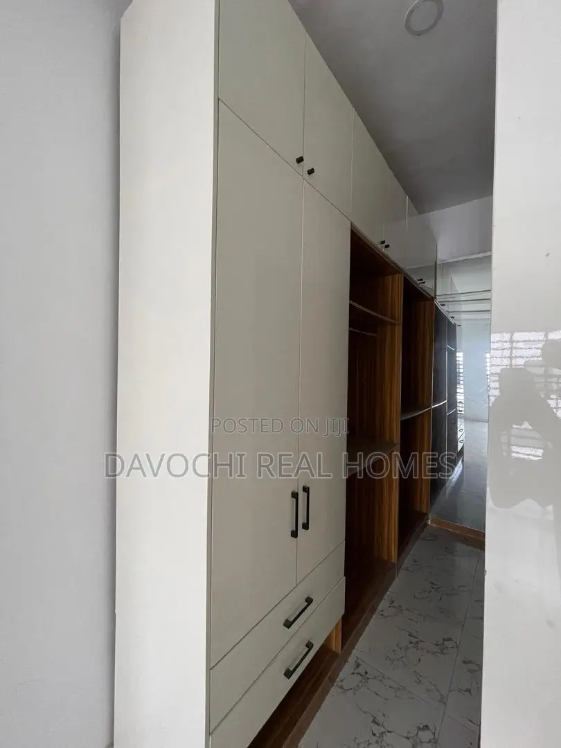 5bdrm Duplex in 2Nd Toll Gate, Lekki for sale in Lekki Phase 1