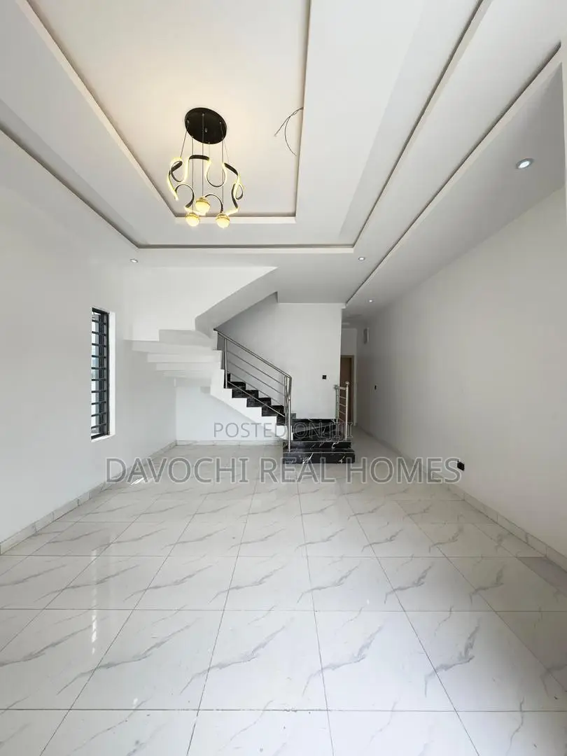 4bdrm Duplex in Ajah, Lekki Phase 1 for sale in Lekki Phase 1