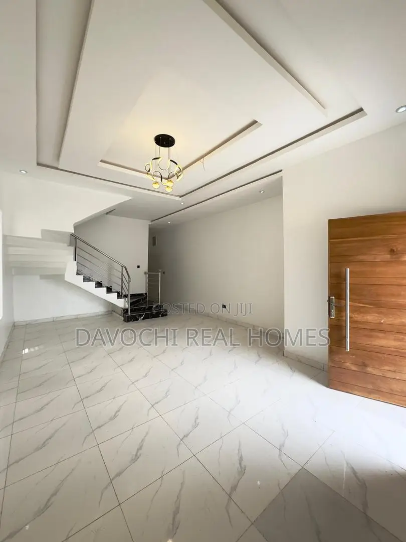 4bdrm Duplex in Ajah, Lekki Phase 1 for sale in Lekki Phase 1