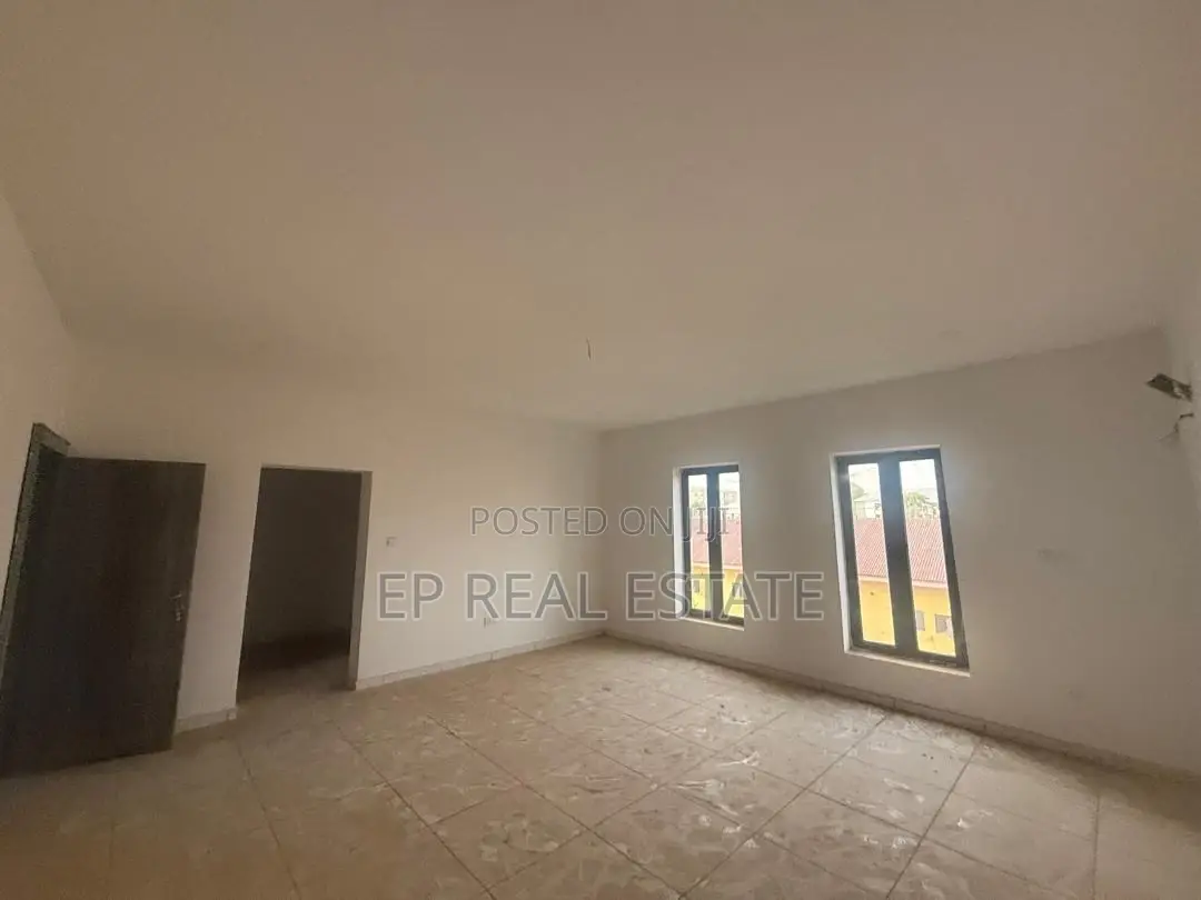8bdrm House in Asokoro for sale in Asokoro