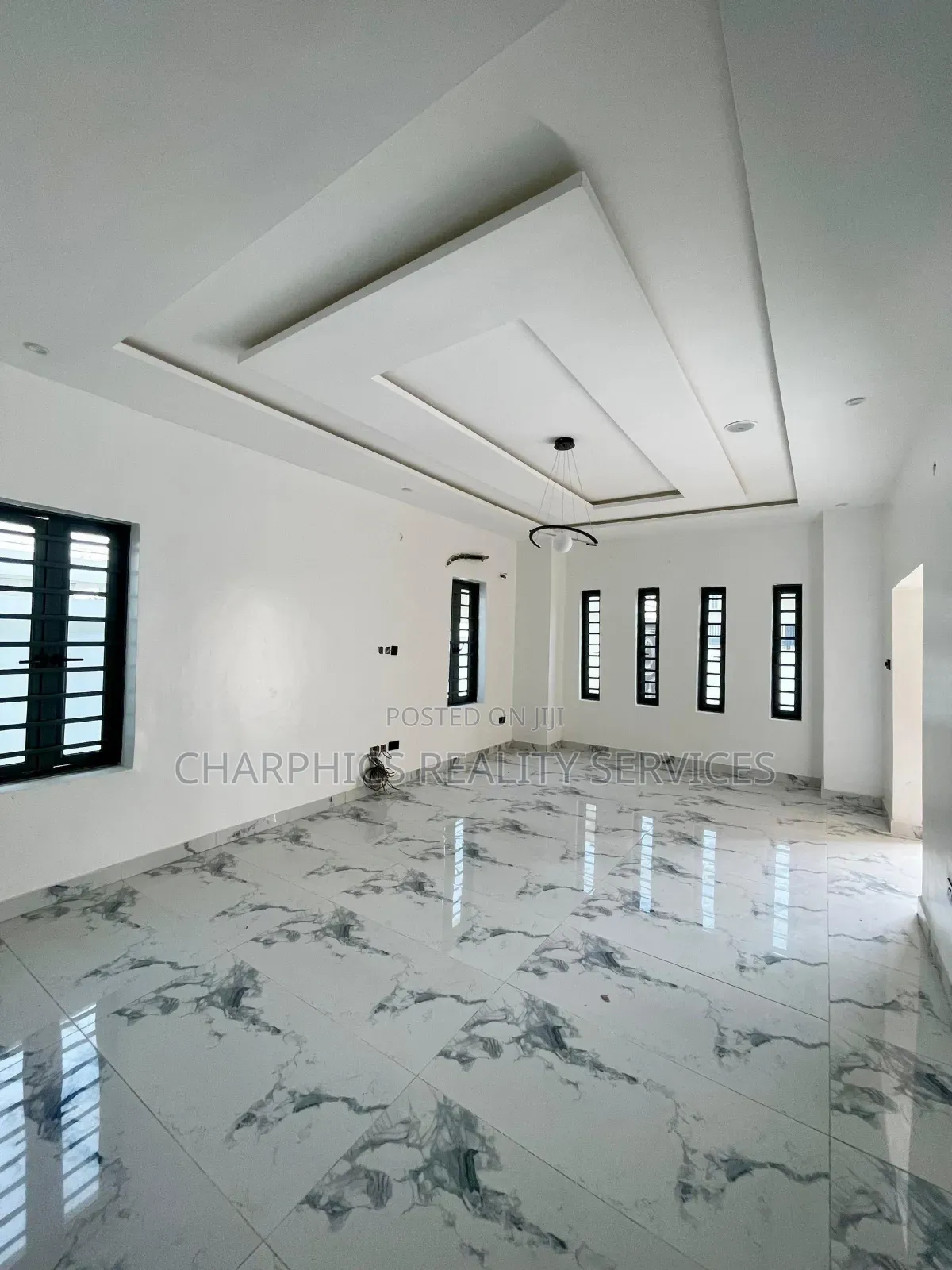 5bdrm Duplex in Ologolo for sale in Ologolo