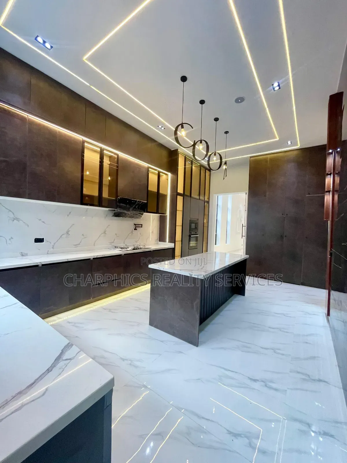 5bdrm Duplex in Ajah for sale in Ajah