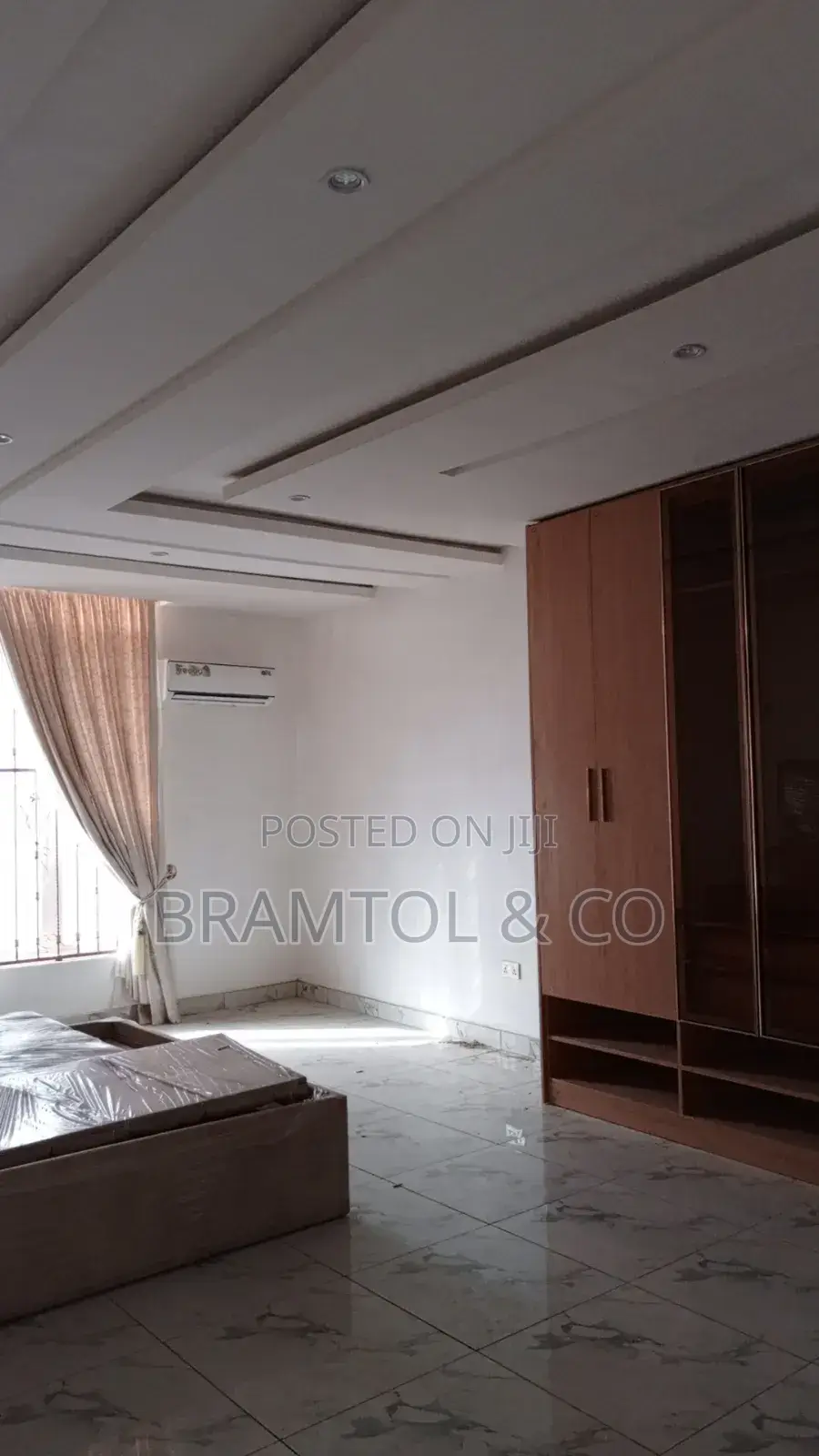 Furnished 4bdrm Townhouse / Terrace in Wuye for rent in Wuye