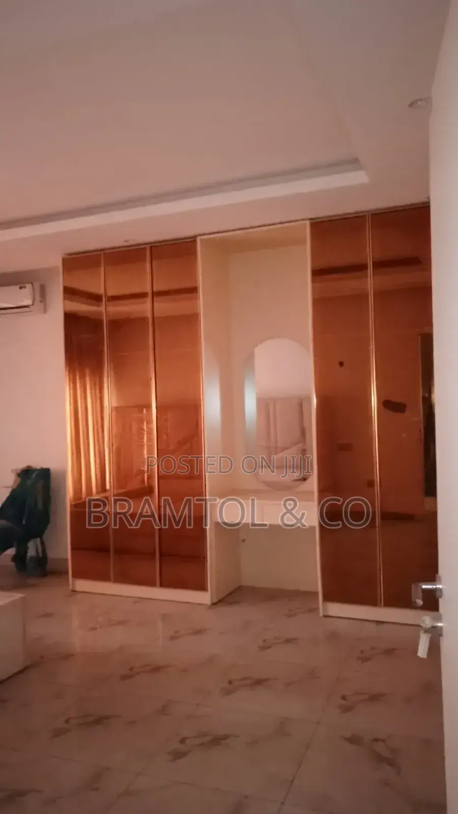 Furnished 4bdrm Townhouse / Terrace in Wuye for rent in Wuye