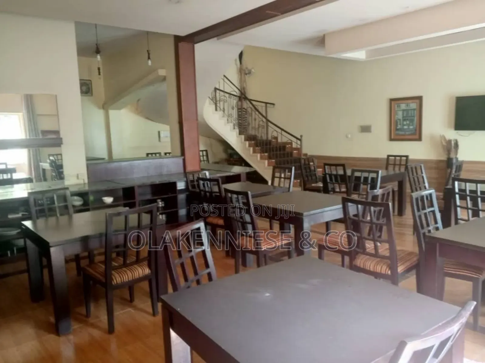 5stars International 49rooms Hotel in Dolphin Estate