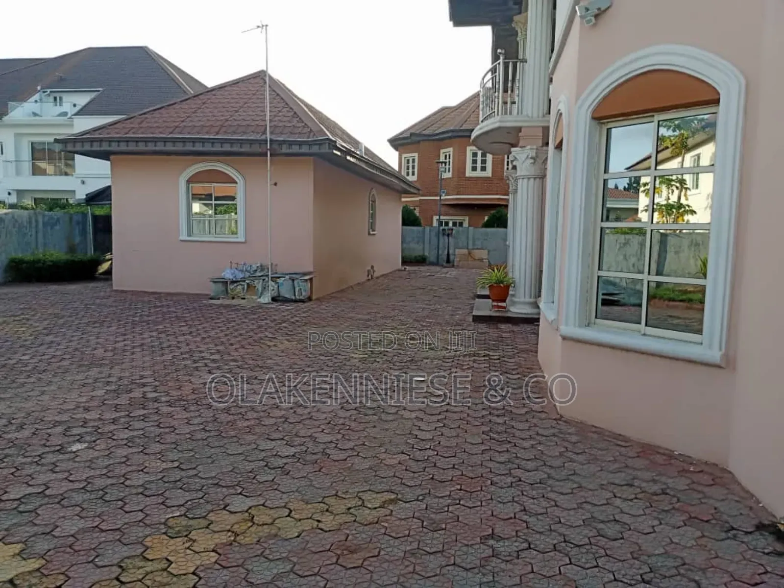 Furnished 6bdrm Duplex In Nicon Town For Sale in Nicon Town
