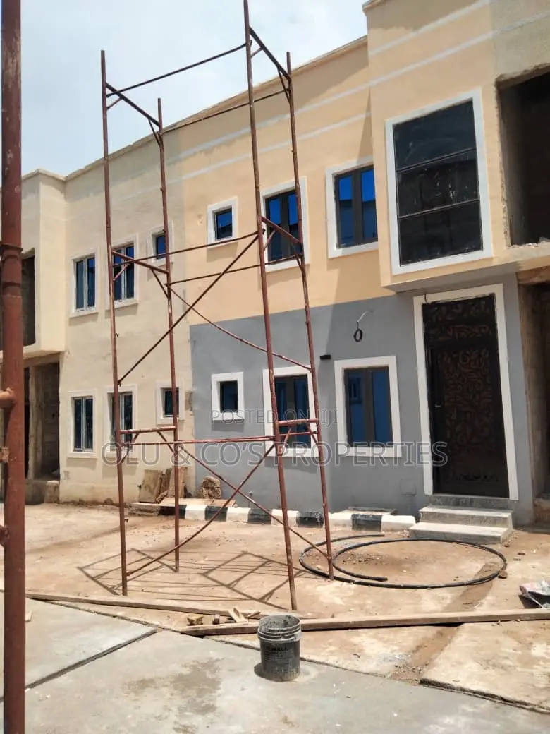 3bdrm Townhouse / Terrace in Larix Estate, Apo District for rent in Apo District