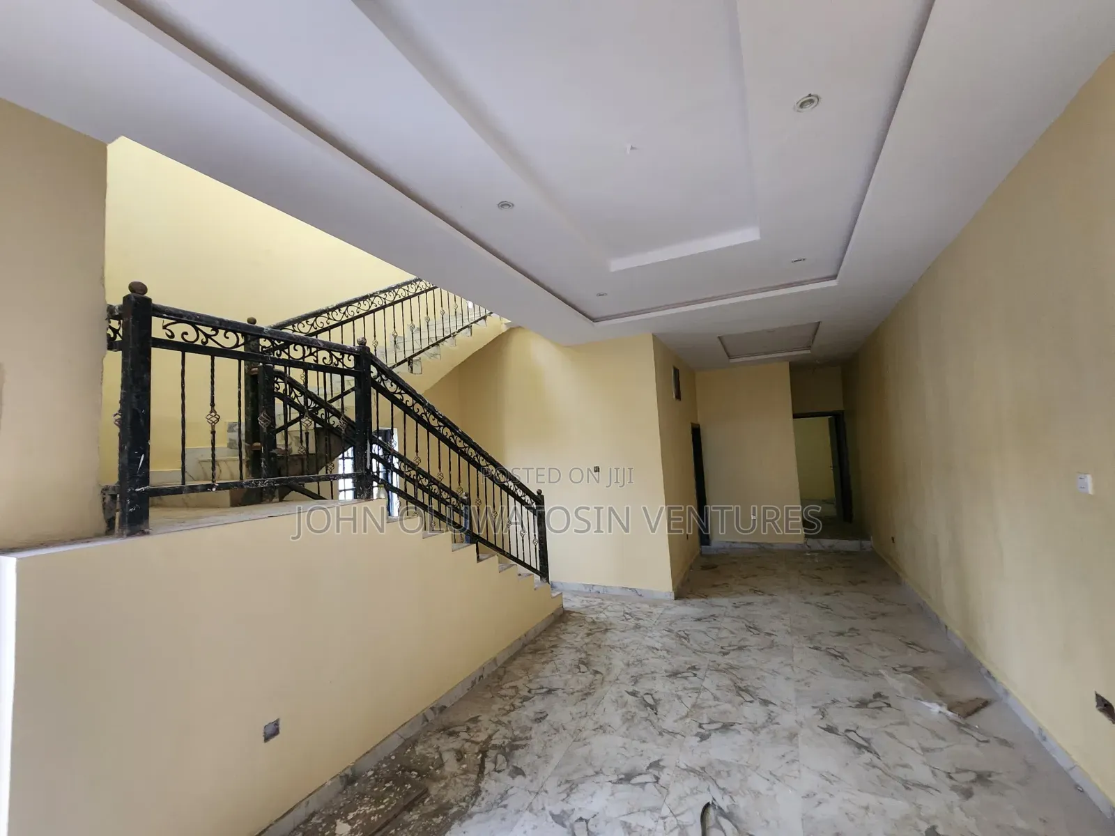 4bdrm Duplex in Omolayo Estate, Akobo for rent in Akobo