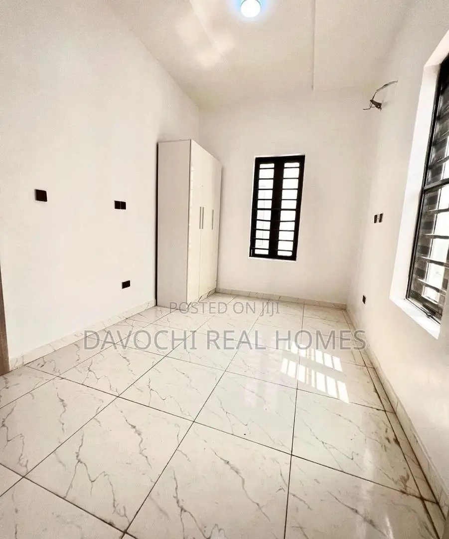 4bdrm Duplex in Ologolo, Lekki for rent in Ologolo