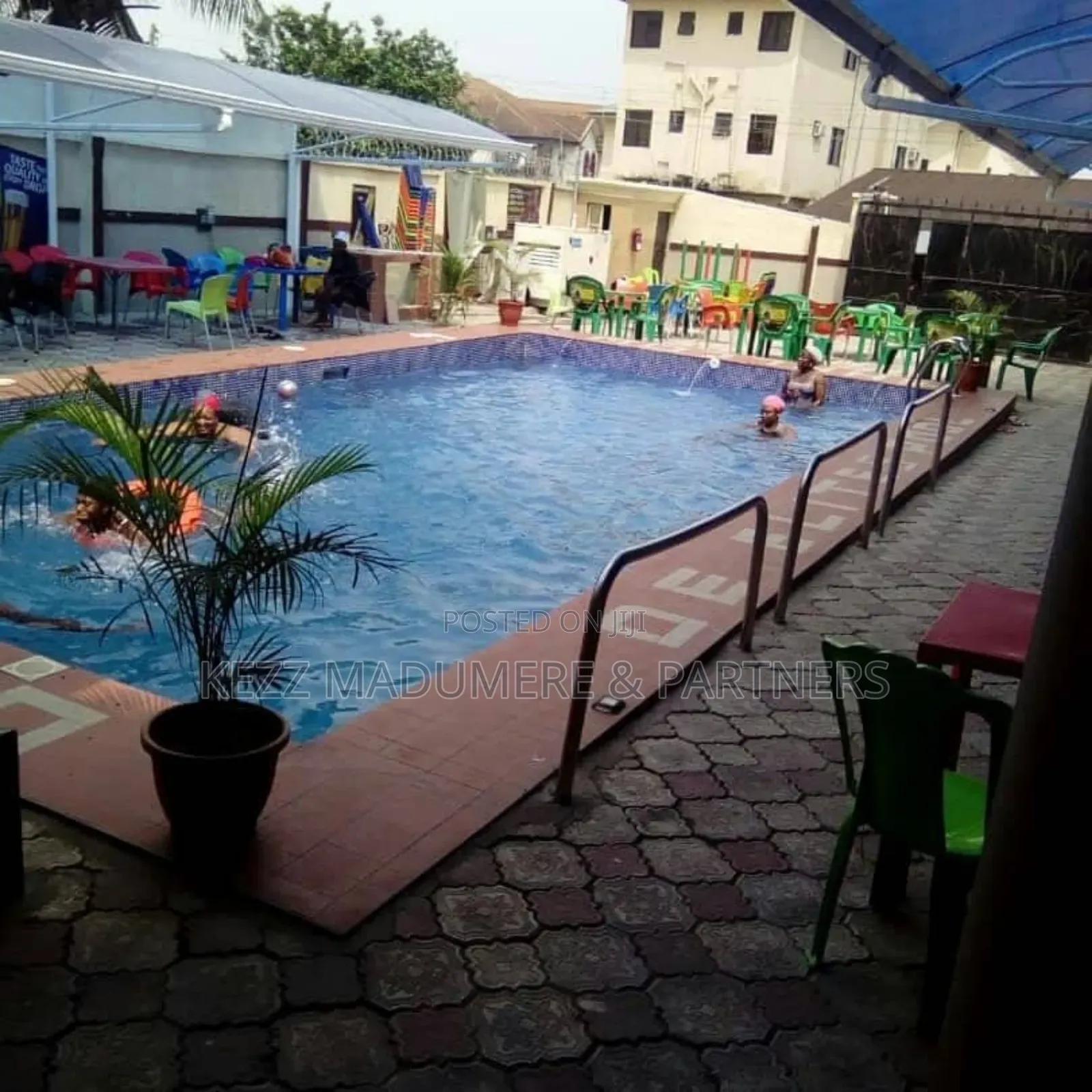 For Sale : 7 Rooms Hotel With Swimming Pool at Elelenwo ,Ph in Obio-Akpor