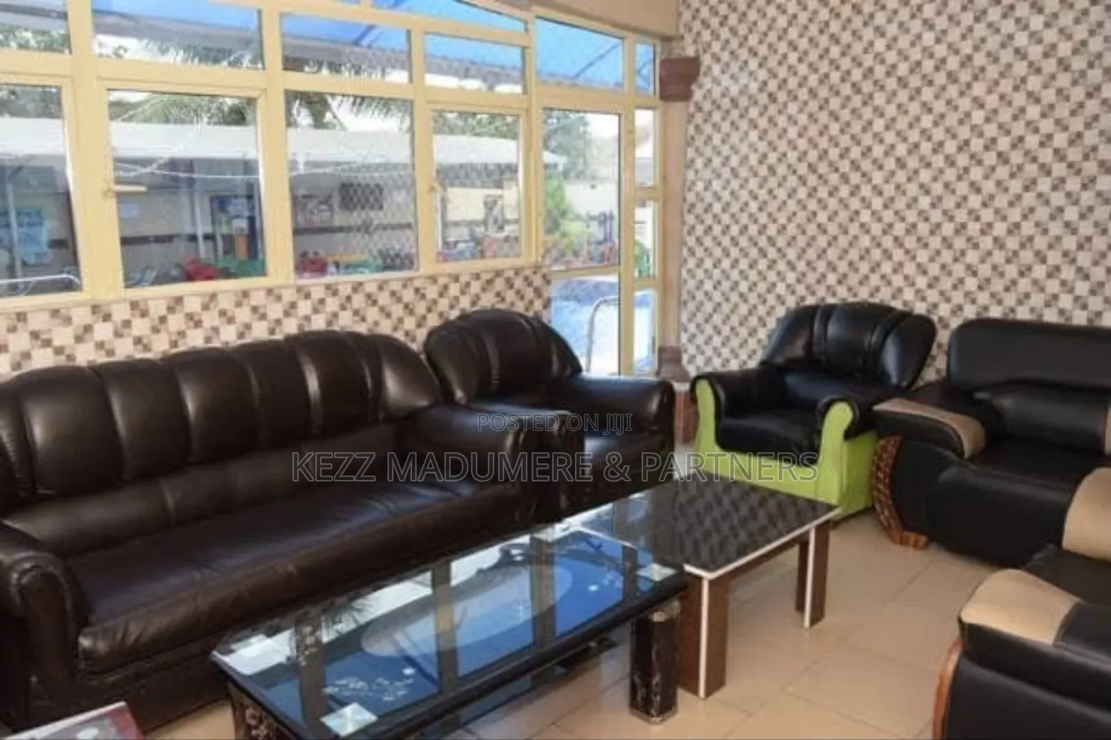 For Sale : 7 Rooms Hotel With Swimming Pool at Elelenwo ,Ph in Obio-Akpor