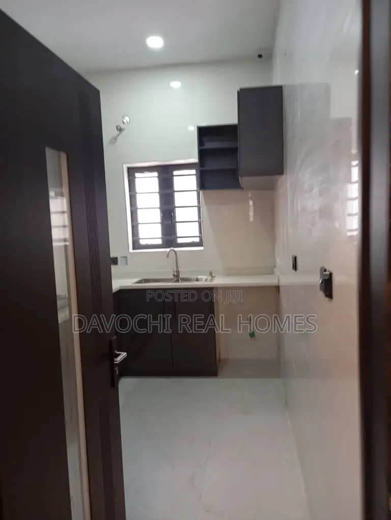 2bdrm Apartment in Ikate, Lekki for sale in Ikate