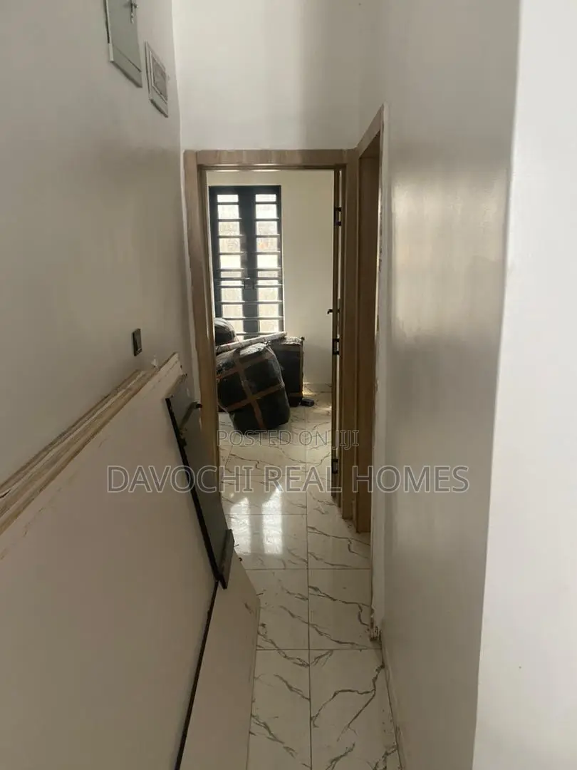 4bdrm Duplex in Ologolo for rent in Ologolo