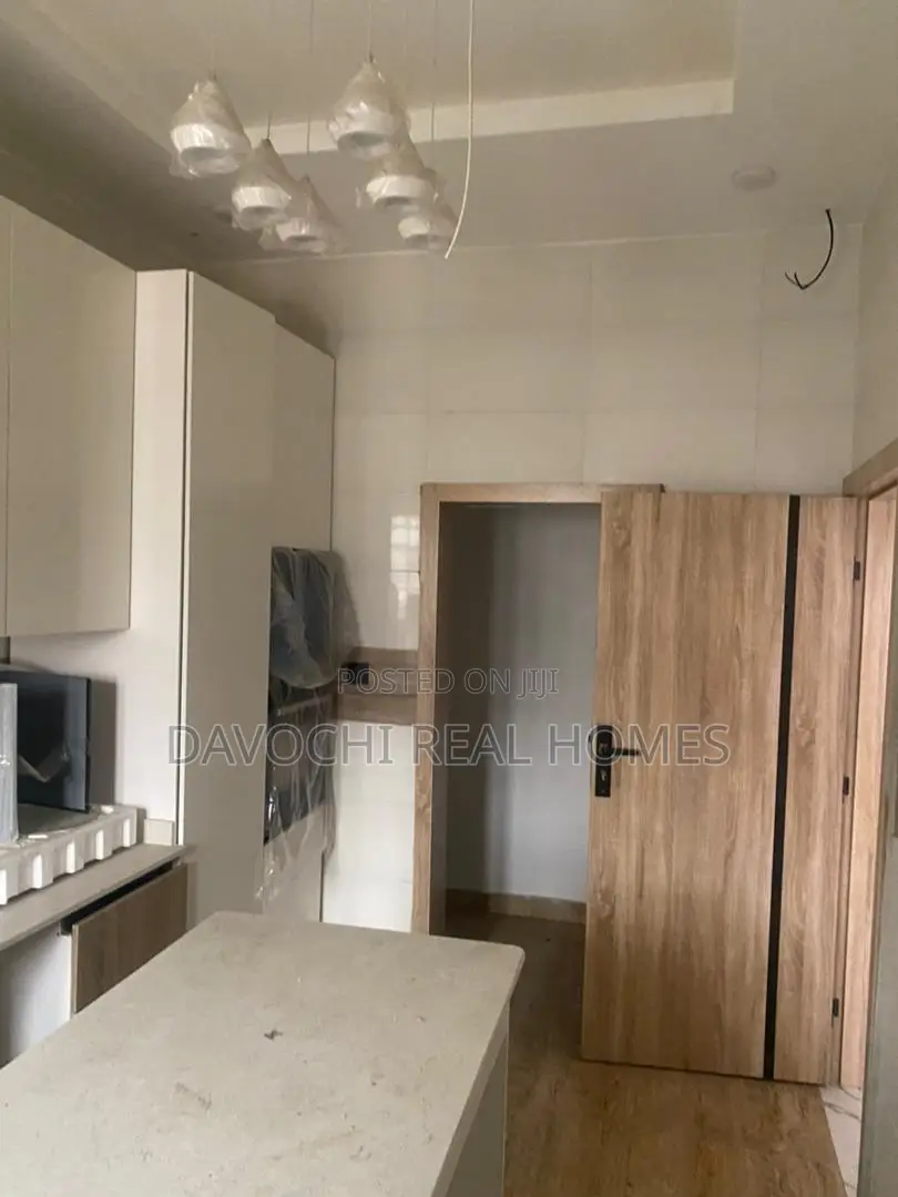 4bdrm Duplex in Ologolo for rent in Ologolo