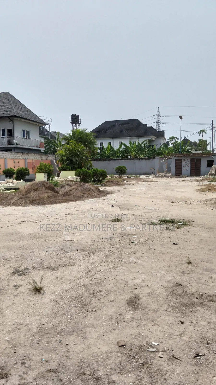 For Sale : 11⁄2 Cornerpiece Plots on Major Sars Rd, Ph in Port-Harcourt