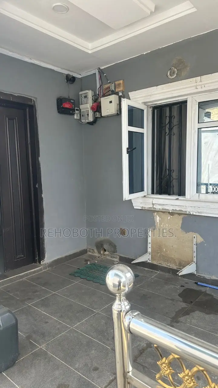 5bdrm Bungalow in Kasumu, Ibadan for sale in Ibadan