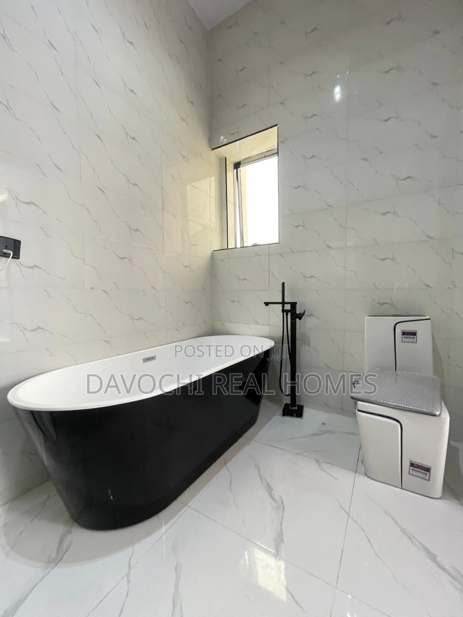 4bdrm Duplex in Ikota, Lagos for sale in Ikota