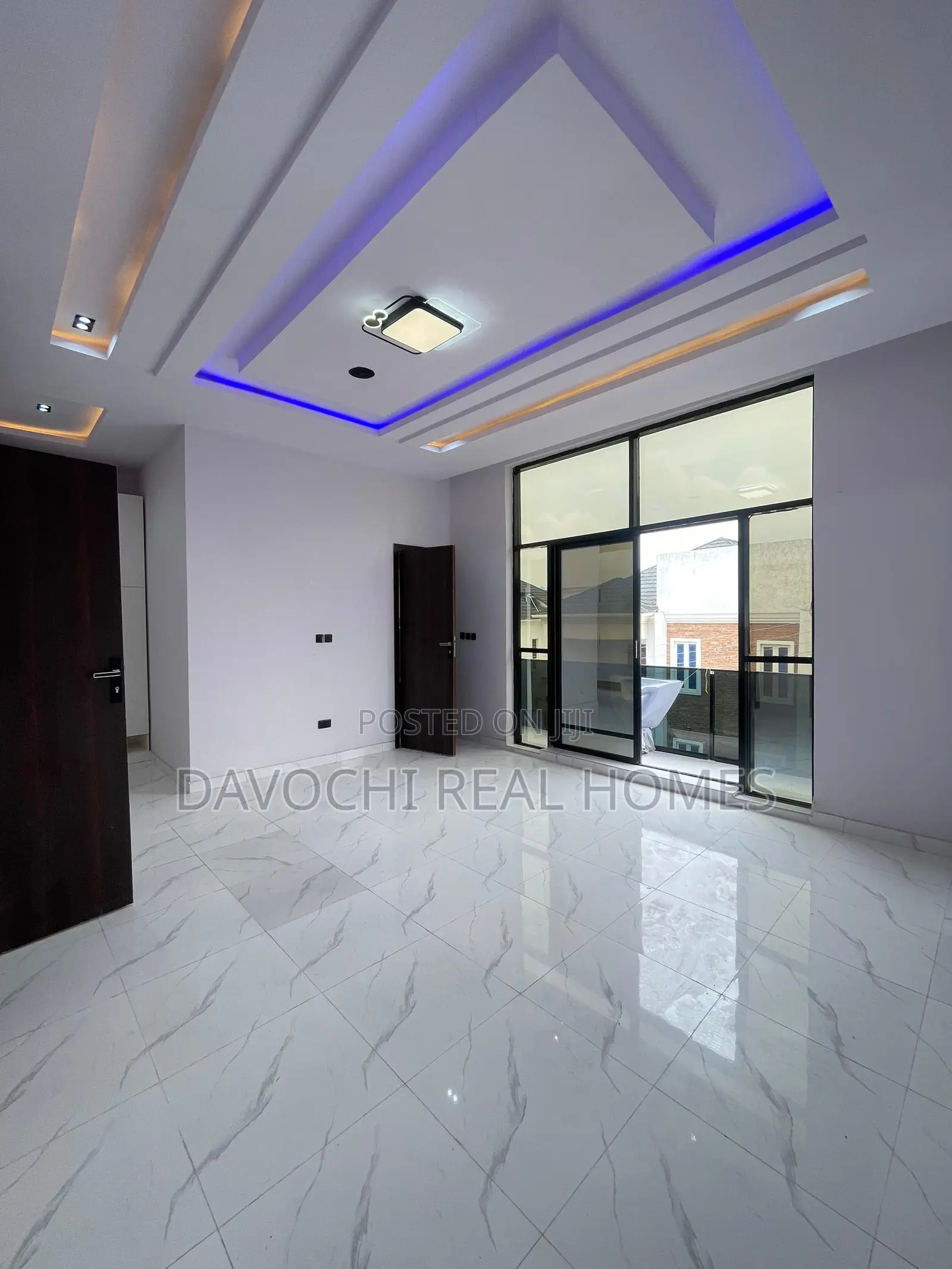 4bdrm Duplex in Ikota, Lagos for sale in Ikota