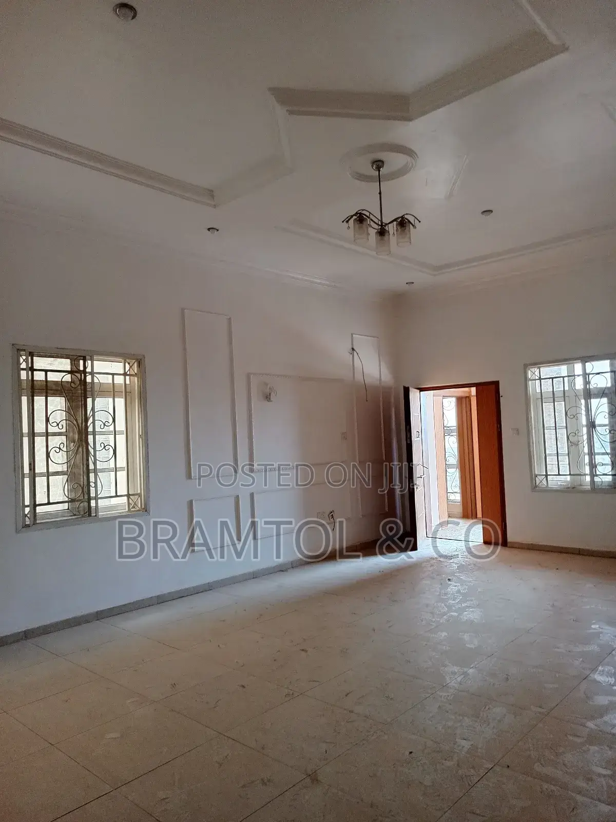 3bdrm Block of Flats in Plus Bq, Wuye for rent in Wuye