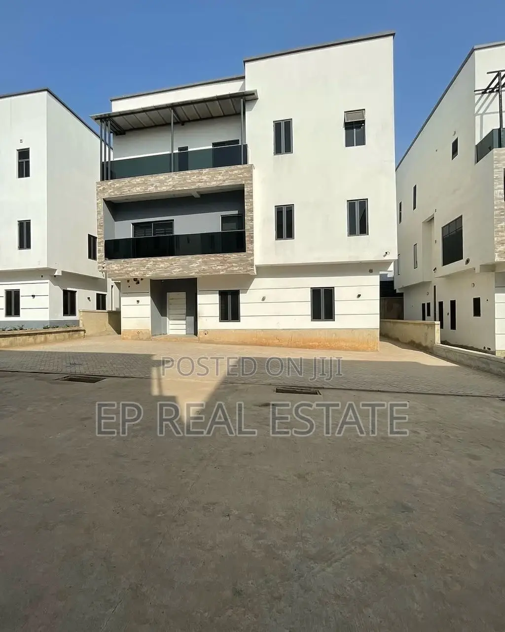 5bdrm House in Guzape District for sale in Guzape District