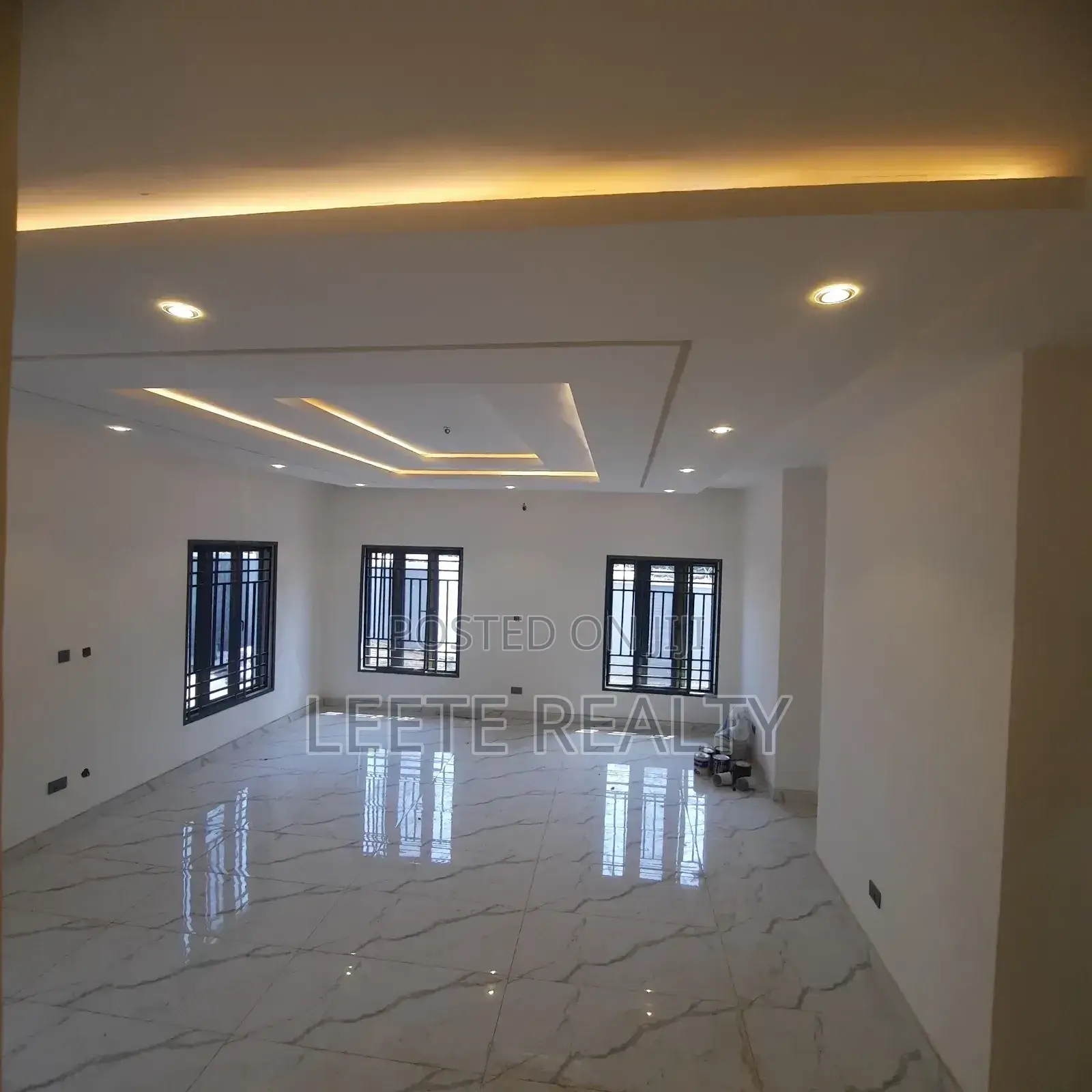 5bdrm Duplex in Jabi for sale in Jabi