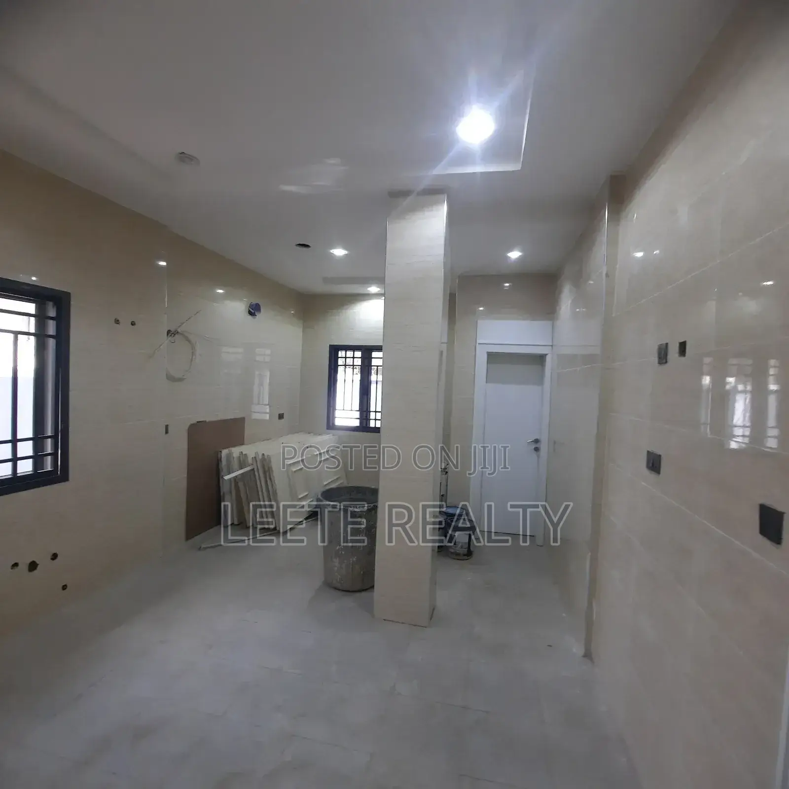 5bdrm Duplex in Jabi for sale in Jabi