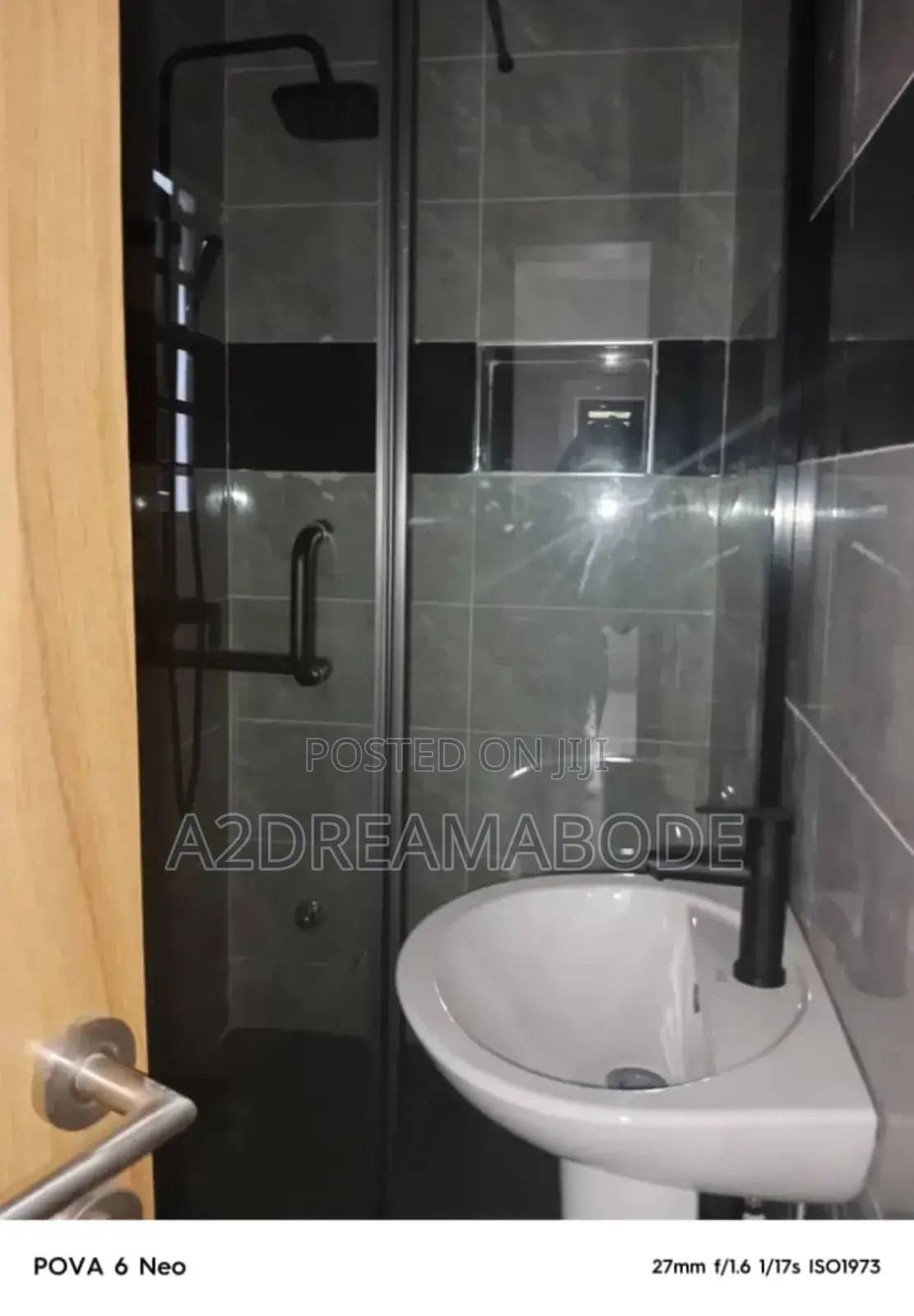 4bdrm Duplex in Omole Phase 1 for rent in Omole Phase 1