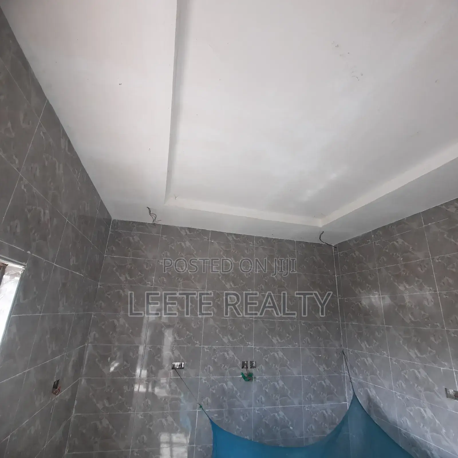 5-Bedroom Terrace Townhouse With Bq in Guzape District