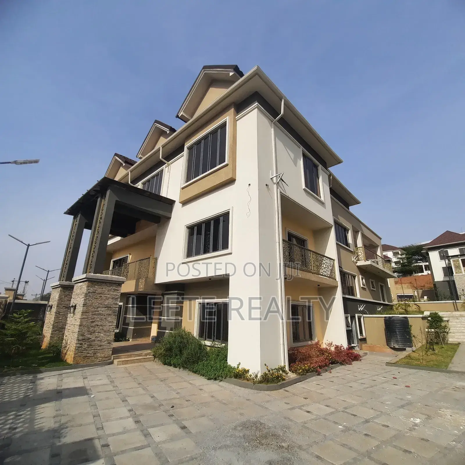 6 Units of 6-Bedroom Detached Duplex With Bq,Gym in Asokoro
