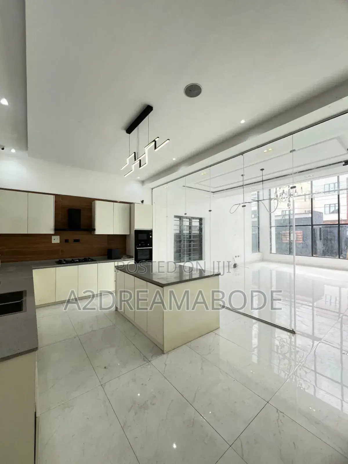 4bdrm Duplex in Magodo Phase 2 for sale in GRA Phase 2 Shangisha