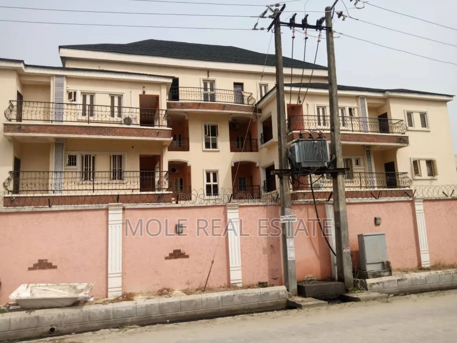 14 Units of 2 Bedroom Osapa London Agungi Leki in Osapa london