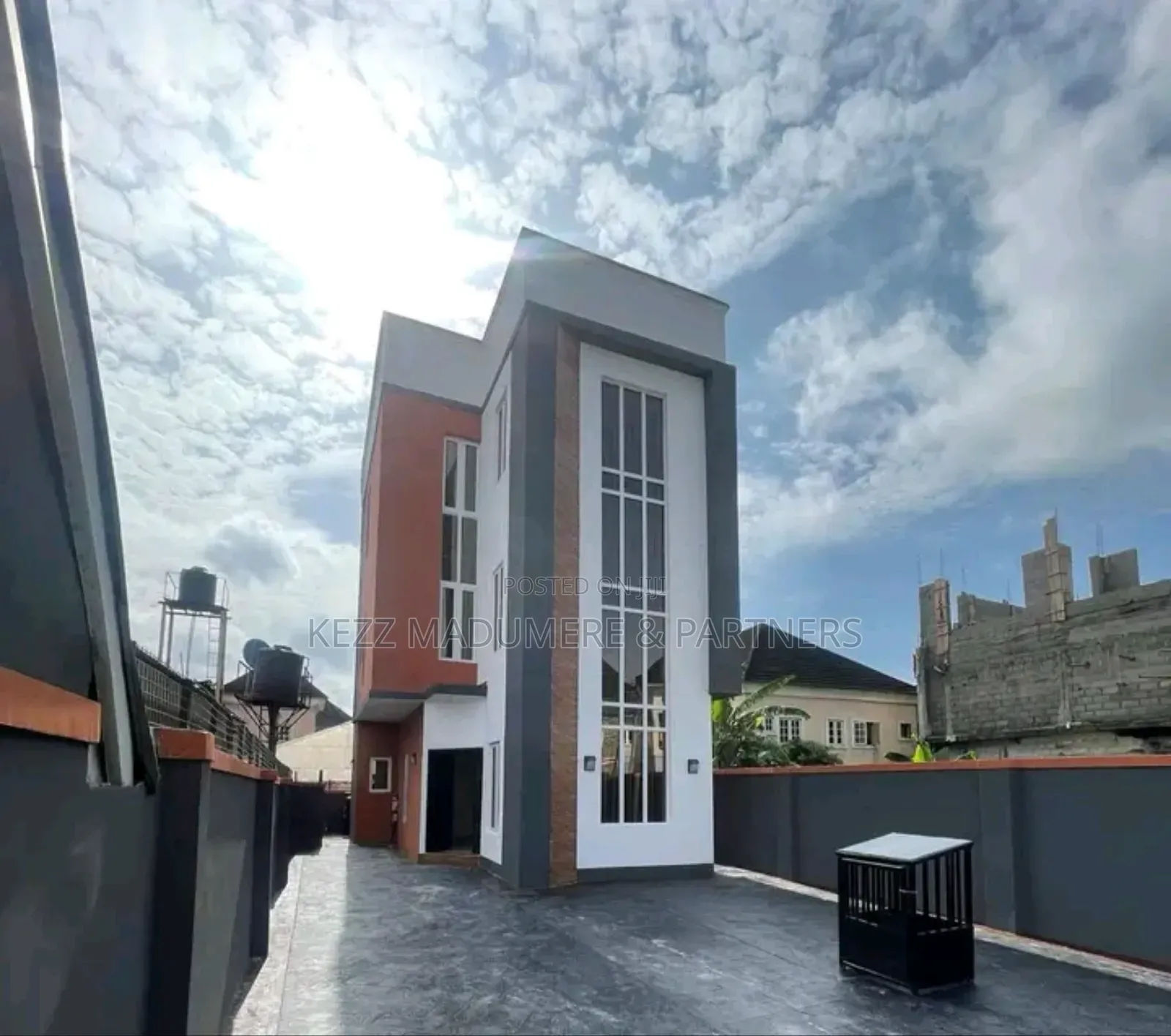 4bdrm Duplex in Dr Peter Odili , for sale in Trans Amadi