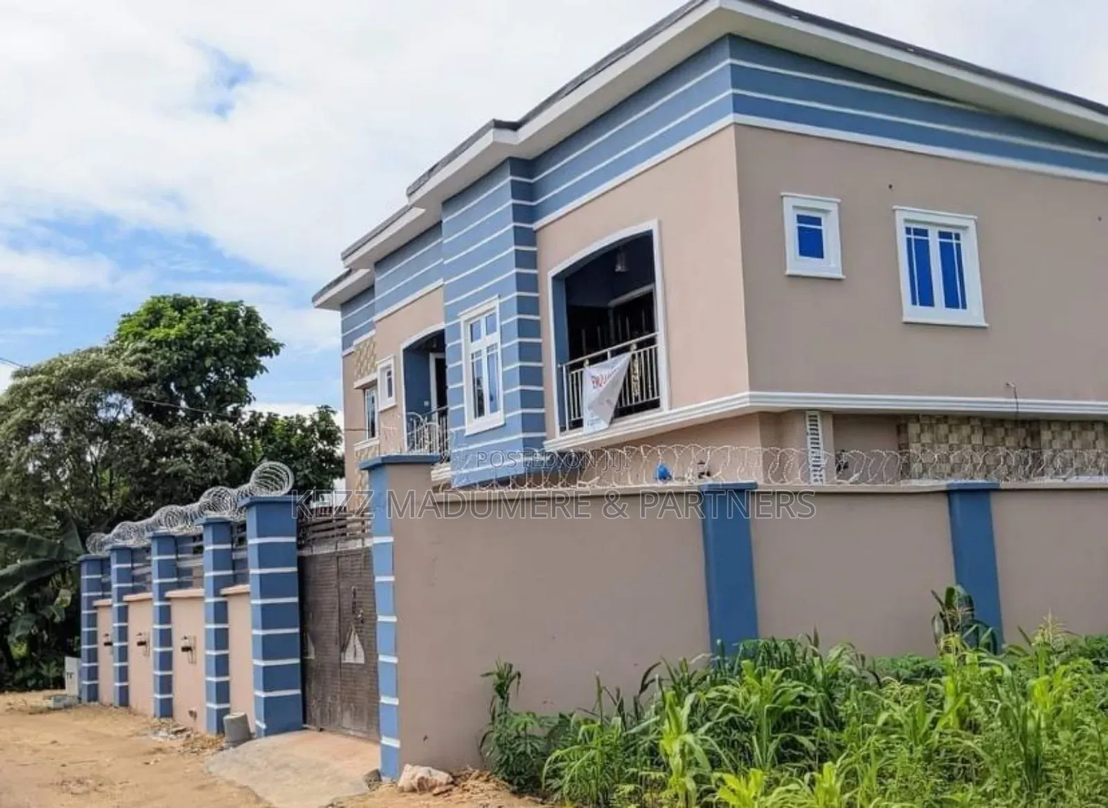 4bdrm Block of Flats in Uyo , Akwa Ibom for sale in Uyo