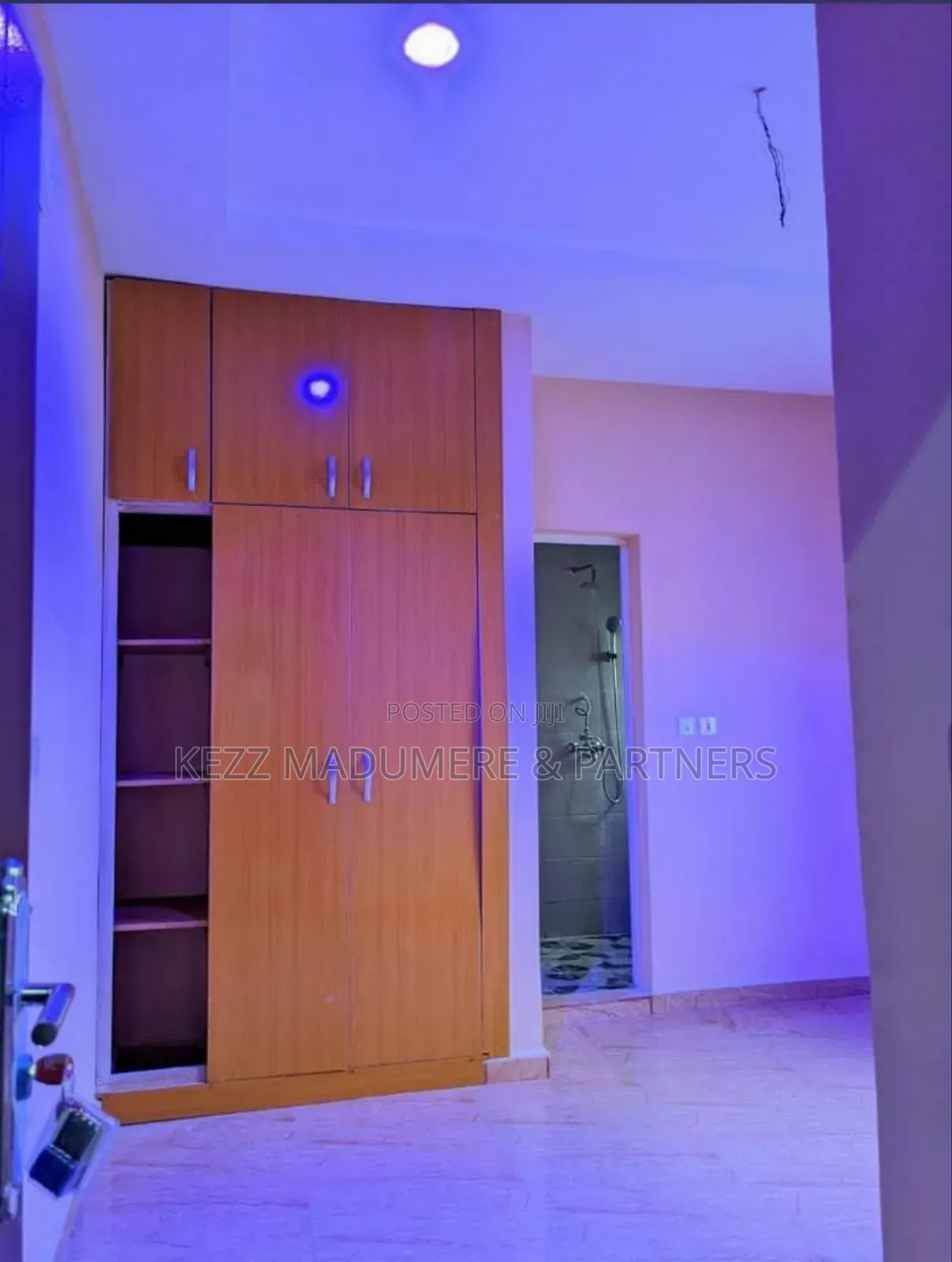 4bdrm Block of Flats in Uyo , Akwa Ibom for sale in Uyo