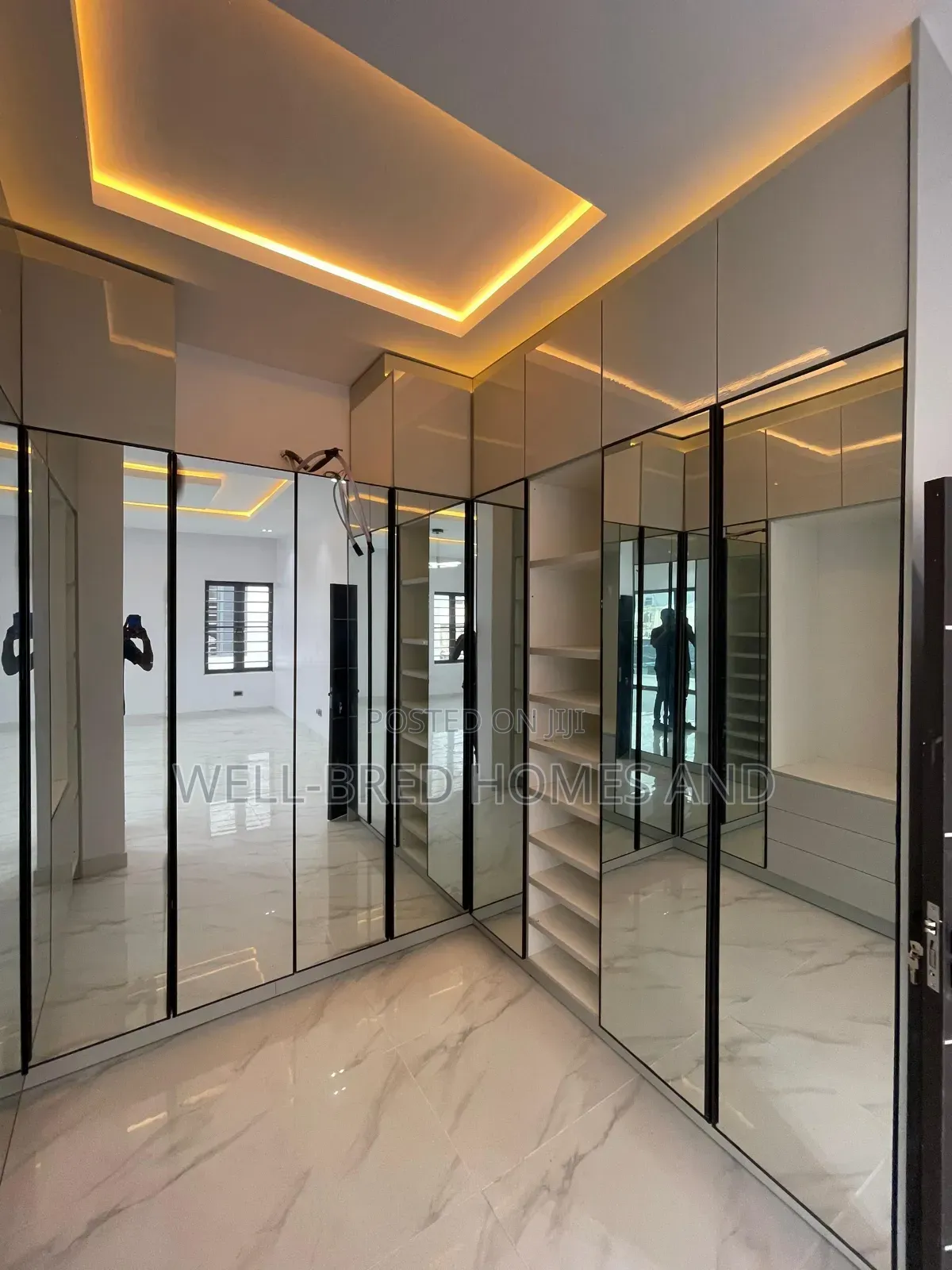 5bdrm Duplex in Ologolo Lekki Lagos for sale in Lekki
