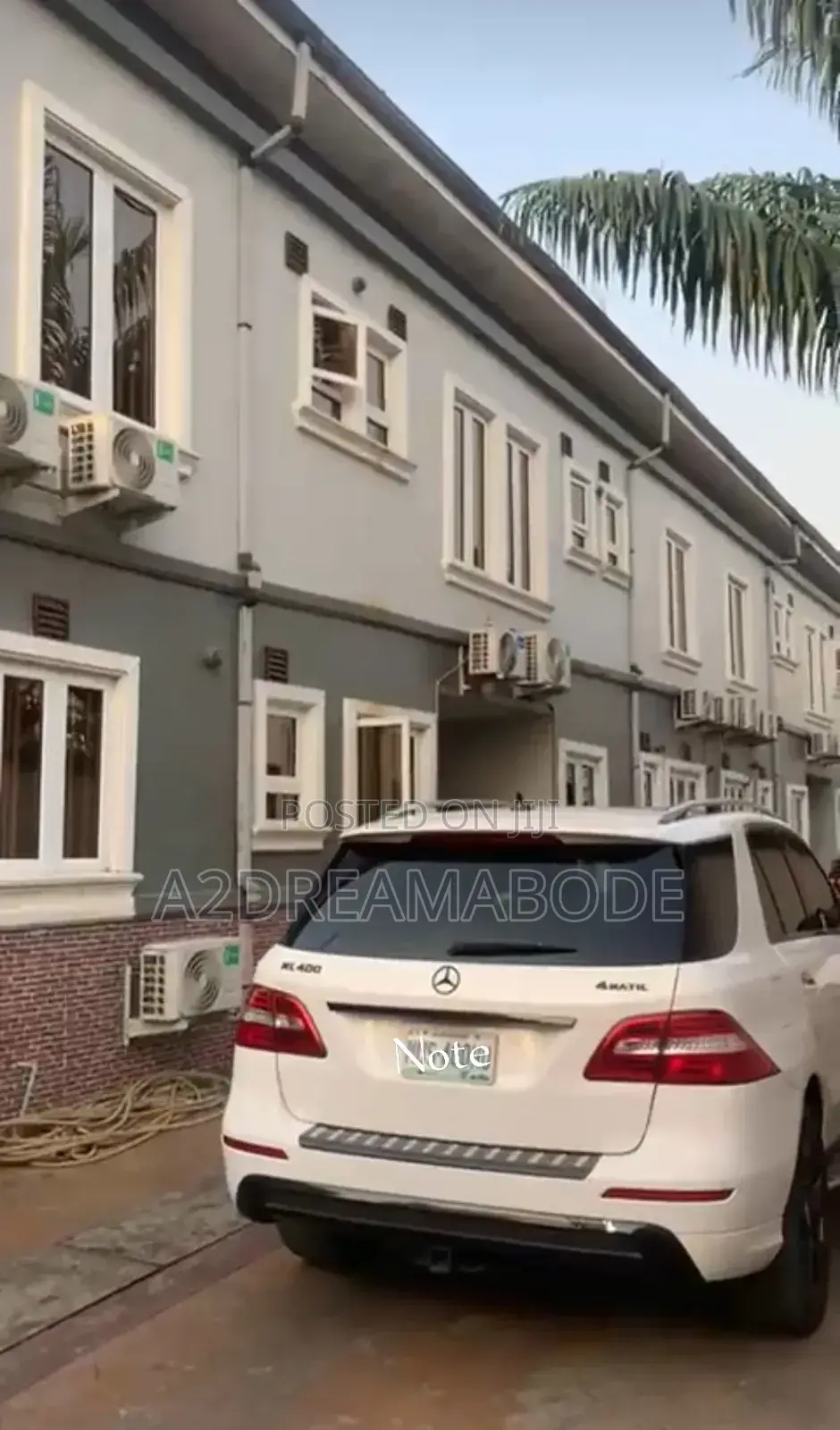 4bdrm Duplex in Millennium, Millenuim/UPS for sale in Millenuim/UPS