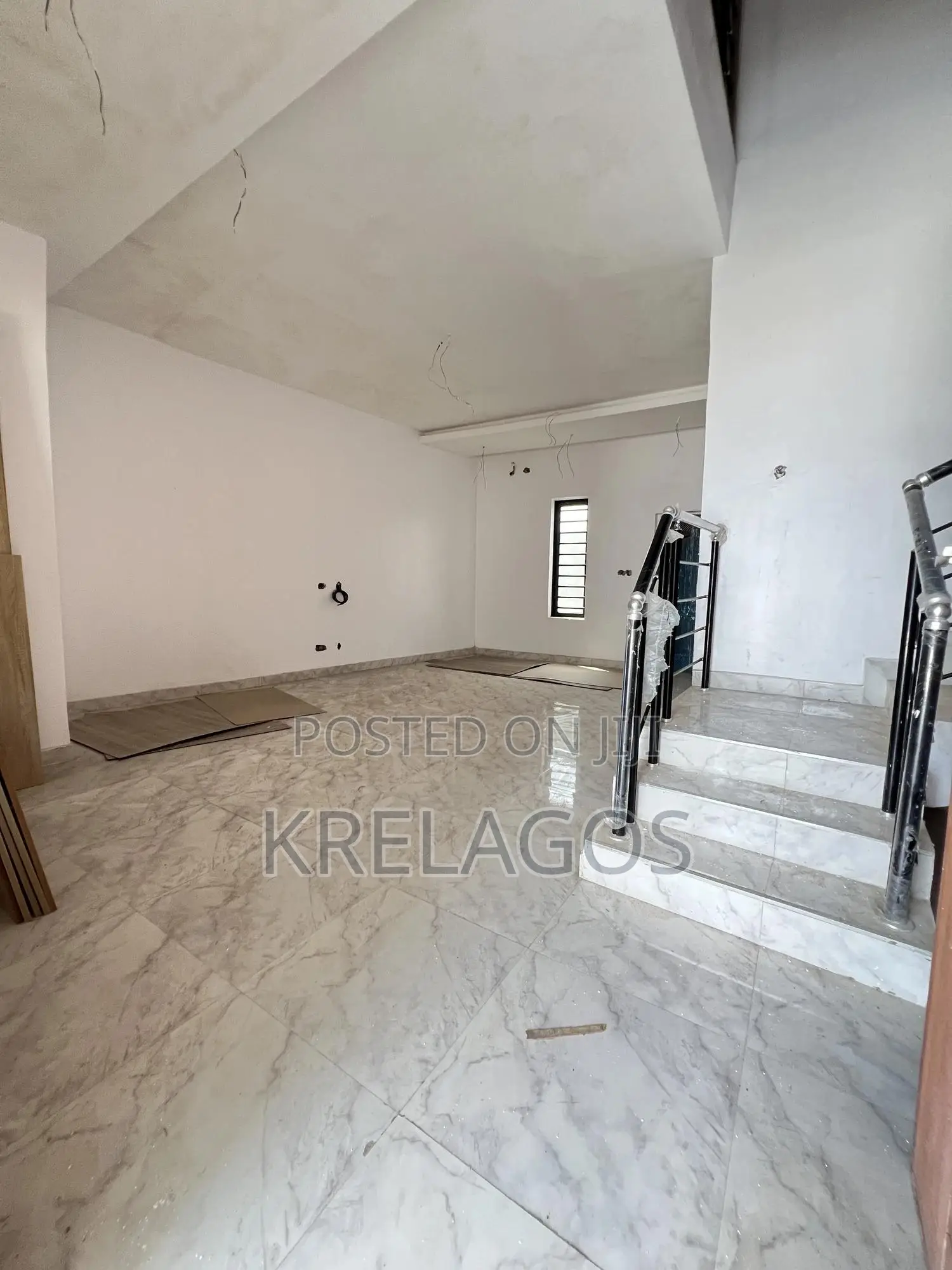 3bdrm Duplex in Abraham Adesanya Estate for sale in Abraham Adesanya Estate